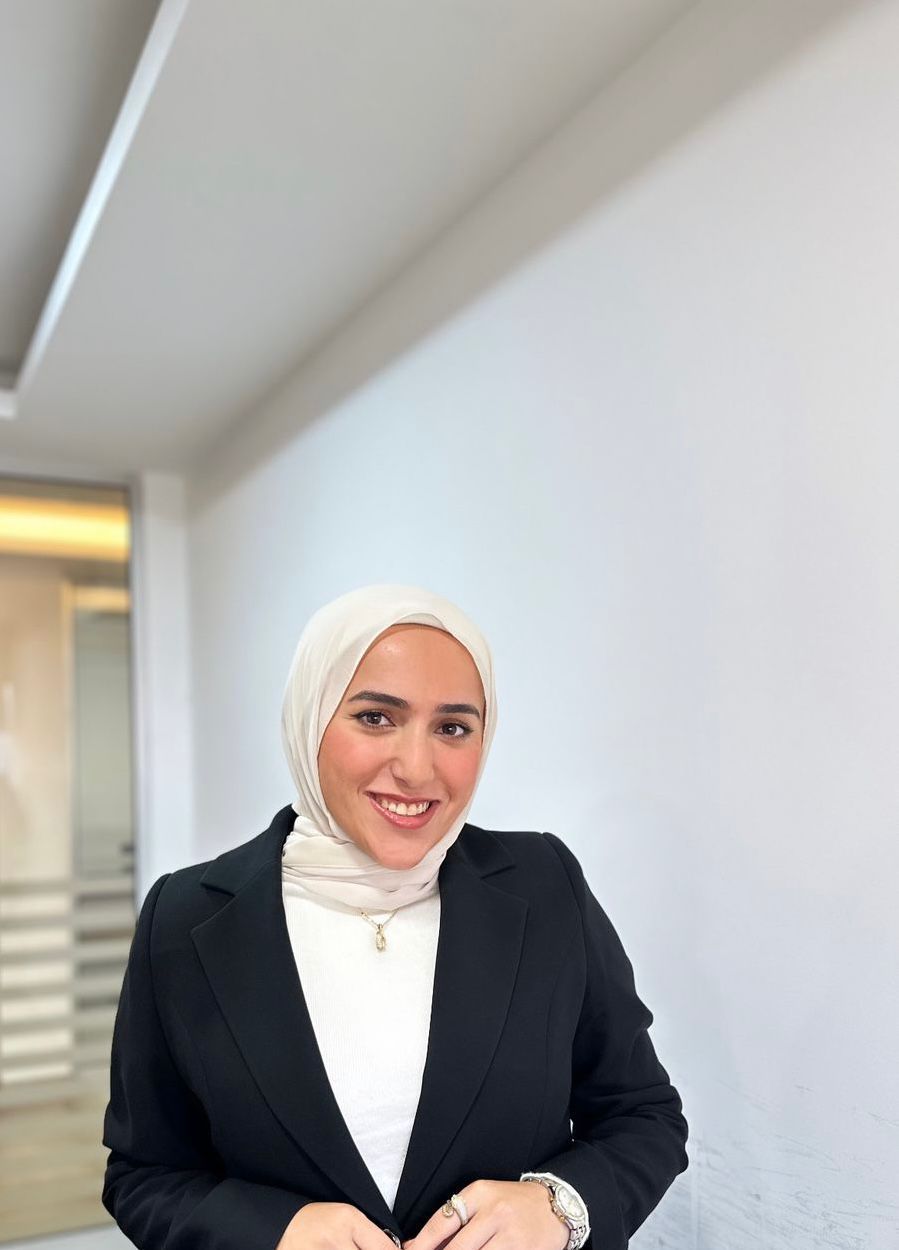 Manar Osama - Senior UI/UX Designer